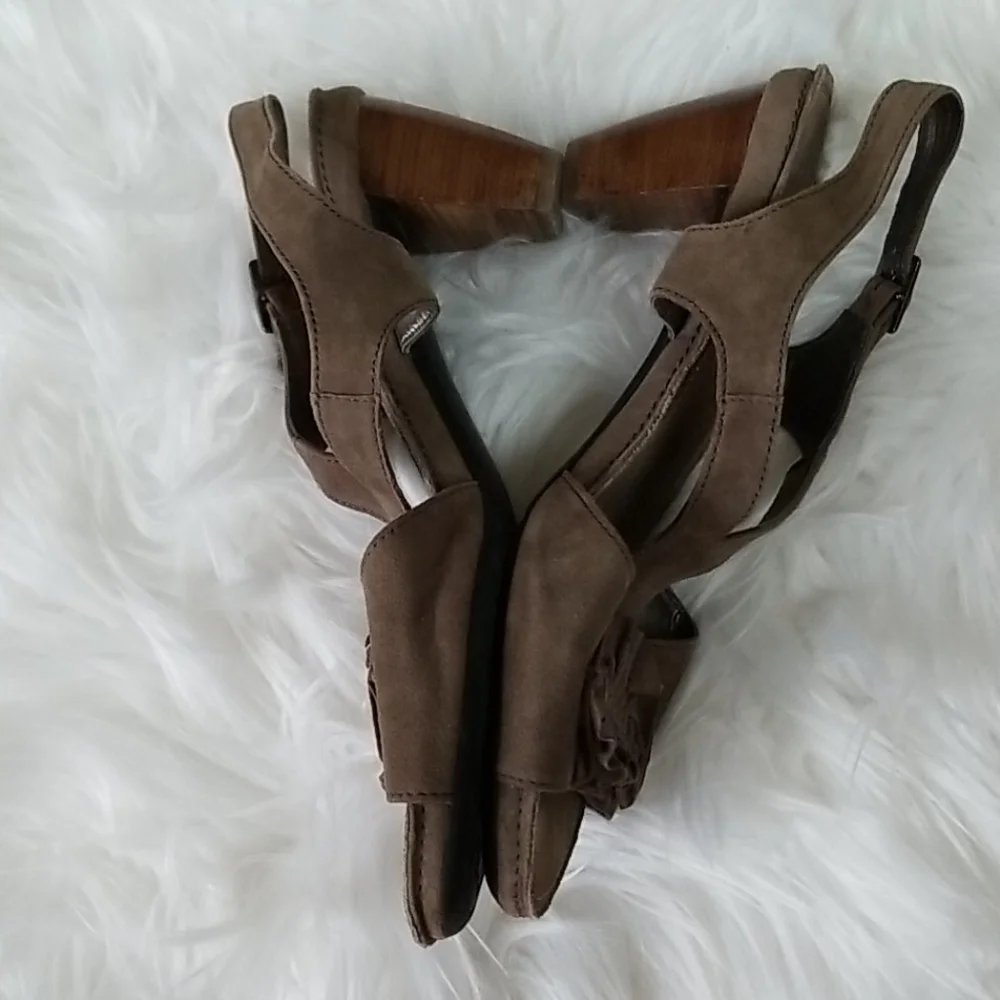 VA Milano suede-look gray brown heeled Sandals